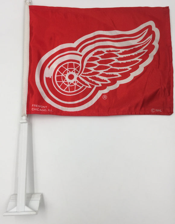 9469 - SP - Red Wings Logo Flag - Red & White - With Pole & Window Mount - VGC - Box 45