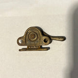 9949a - V - Vintage Brass Pressure Sash Lock  - Box 7
