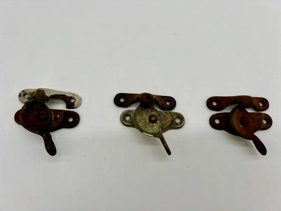 9954 - V - Vintage Sash Lock - Brass - Box 7