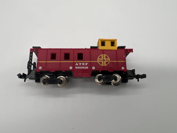 10696 - T - N-Gauge Caboose - ATSF 999628