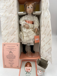 10114 - C - Porcelain Doll - Polly - First Issue - Limited Edition - 1990 - In Original Box  - Box 30