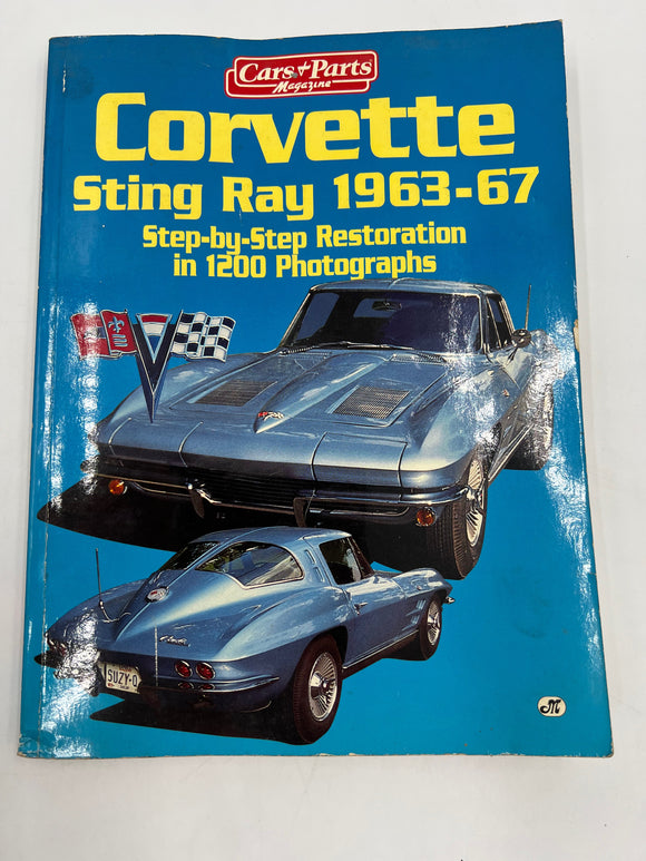 10646 - AU - Book - Corvette Stingray 1963-67 - Car & Parts Magazine - Box 20