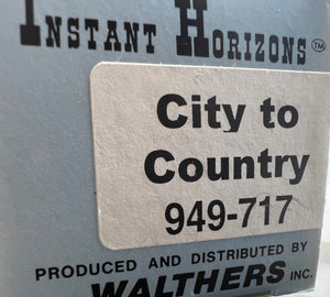 10810 - T - N-Scale - Instant Horizons - Full Color Background Scenes (Freight Yard, Hotel Business, City to Country) - Box 31