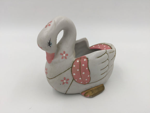 9438 - H - Ceramic Swan Figurine - Off White with Pink/White Flowers - Box 41